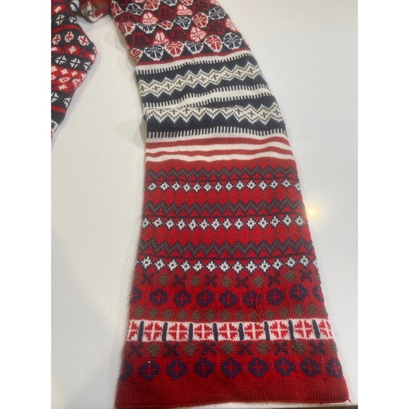 Madison 88 Winter Scarf - Picture 3 of 4